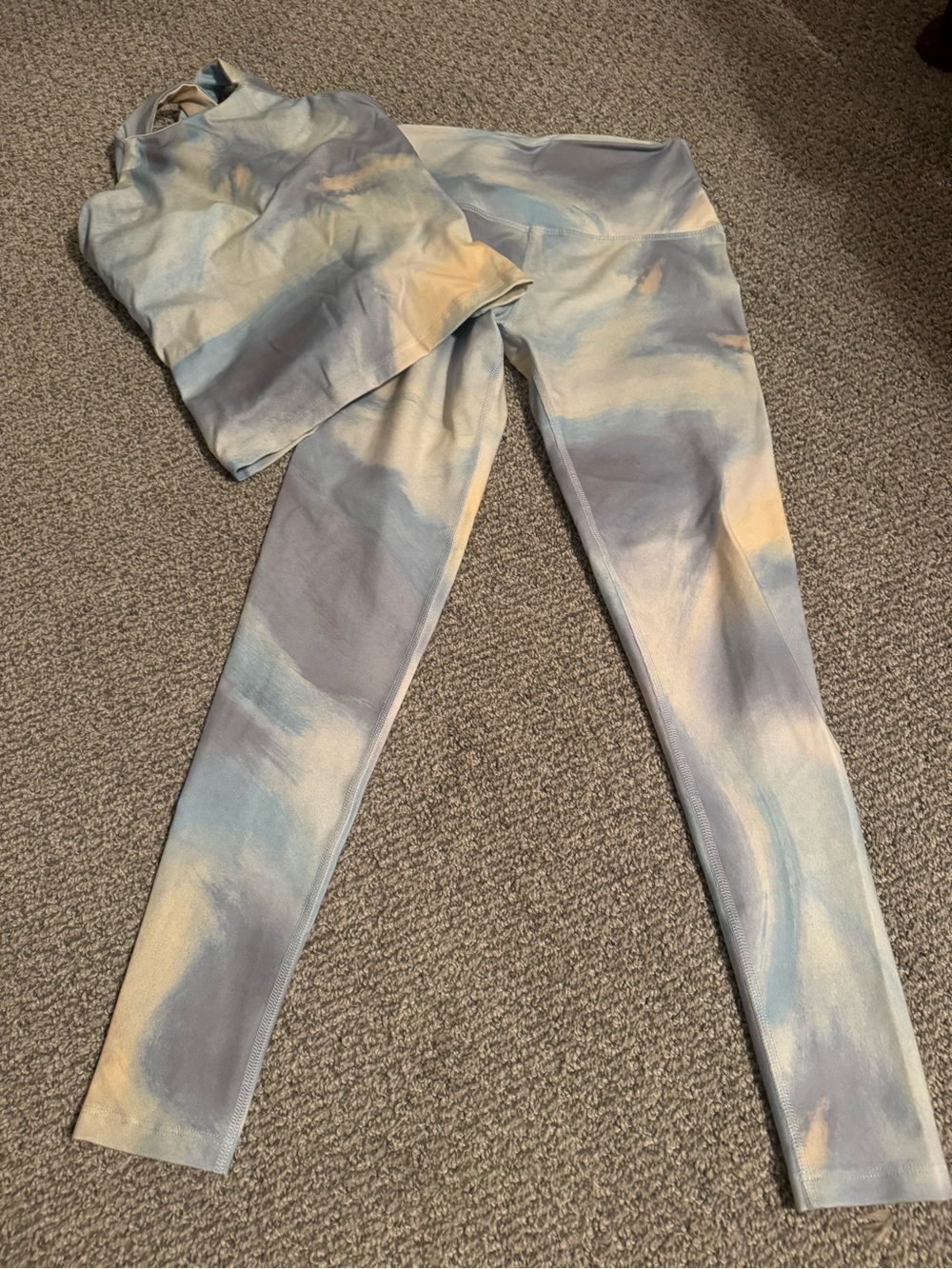 High-Waist Tie-Dye Leggings and tank in Blue & yellow